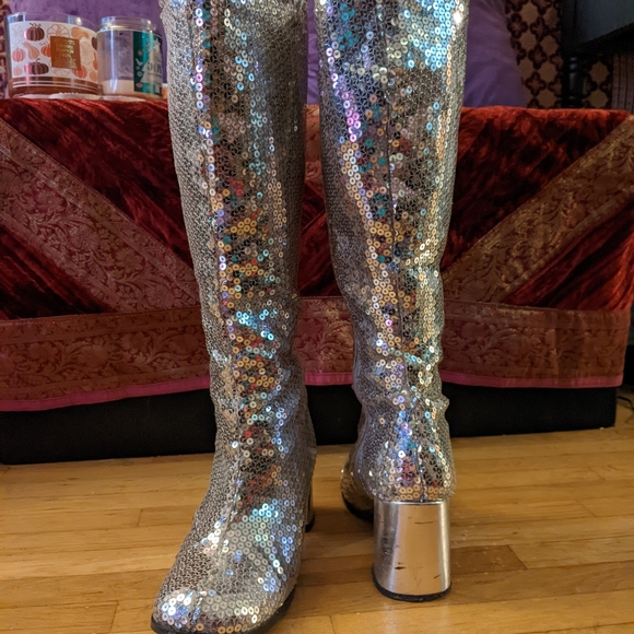 Silver Go-Go/Disco Boots - Picture 3 of 5